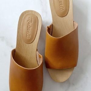 Madewell The Evelyn Burnished Caramel Slide Clog